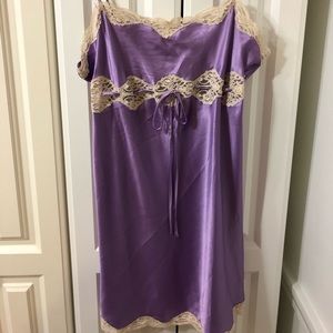 🥀PRICE DROP Victoria’s Secret Lavender Nightie M